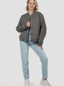 серо-черный