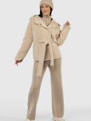 бежево-кремовый