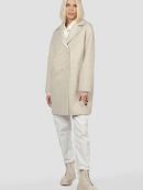 светло-бежевый