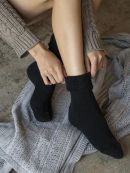черный