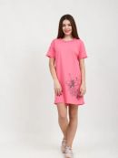 розовый