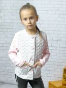 розовый