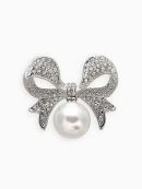 белый