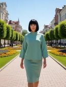 зеленый