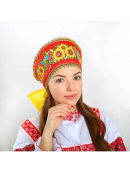 красный