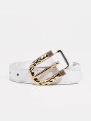 белый
