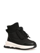 черный
