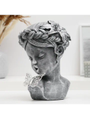 серый