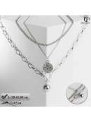 серебристый