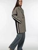 коричнево-черный